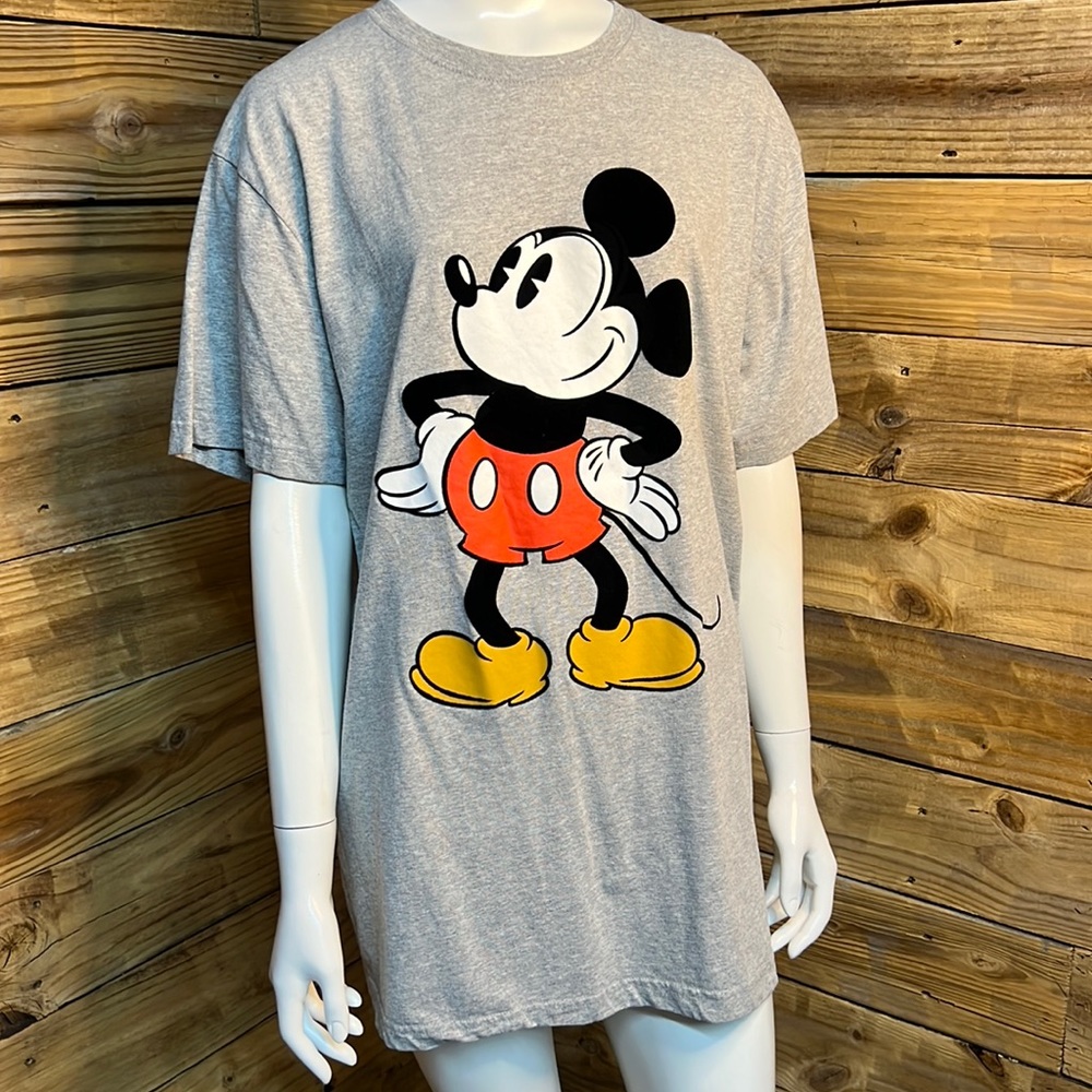 #936 XL Disney Mickey Mouse Tee Shirt NWOT